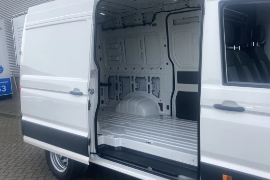 Volkswagen Crafter 50 | Dubbel Lucht | 3500 KG | Dubbele Schuifdeur | Voorraad