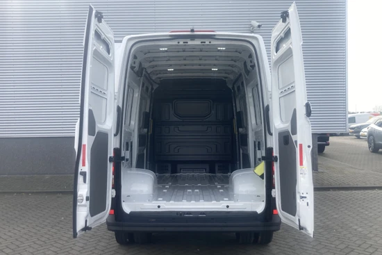 Volkswagen Crafter 50 2.0 TDI 164 pk Automaat L3H3 DL Highline EURO VI RWD