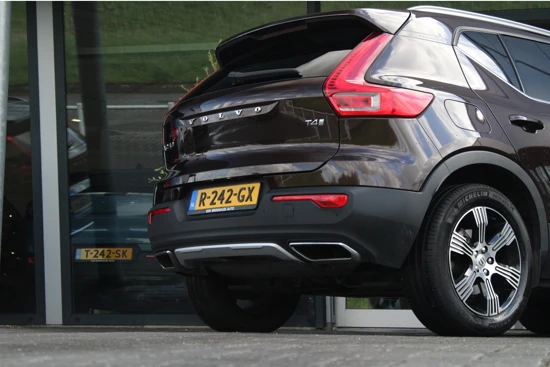 Volvo XC40 T4 Inscription | Panoramadak | Camera | Cruise Control | 18 Inch | BLIS | Trekhaak