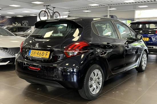 Peugeot 208 1.2 82PK Blue Lion | Navigatie | Airco | Bluetooth | Touchscreen | Parkeersensoren | Armsteun | 32.000KM!