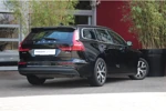 Volvo V60 2.0 B4 Core| Adaptive Cruise| Dodehoek sensoren| Camera achter| Stuur-stoel verwarming