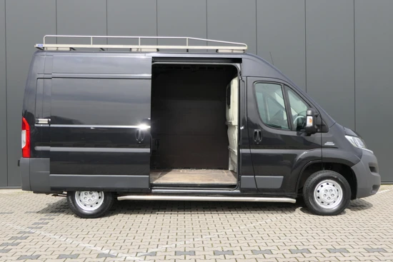 Fiat Ducato 33 2.3 MultiJet L2H2 150pk! | Camera | Navigatie | Climate control | Betimmering | Trekhaak