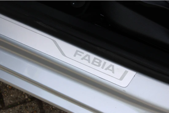 Škoda Fabia Combi 1.0 TSI 95PK Business Edition | 1ste Eig. | Extra Fabrieksgarantie | 16'' LMV | PDC v+a | Climate Controle | Dealeronderho