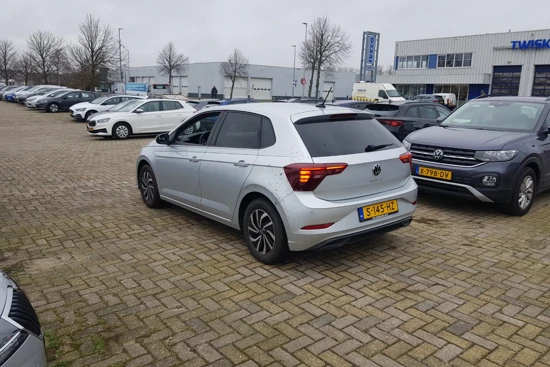 Volkswagen Polo 1.0 TSI 95PK DSG Aut. Life Business | 1ste Eig. | 16'' LMV | ACC | 100% Dealeronderhouden | PDC v+a | Navigatie | Stoelverwarmin