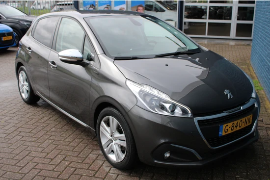 Peugeot 208 5drs 1.2 PureTech Signature