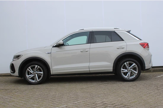 Volkswagen T-Roc 1.5 TSI 150PK DSG Aut. R-Line Business | Trekhaak | Navigatie | 17'' LMV | ACC | App-Connect | Camera