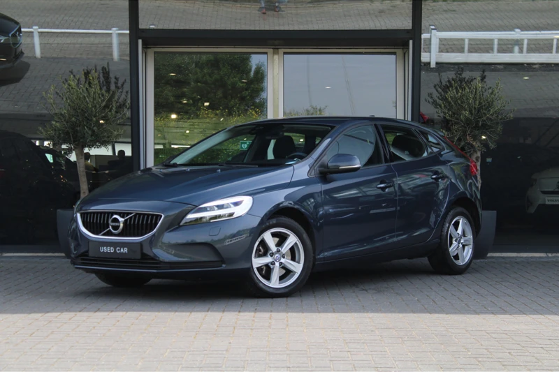 Volvo V40 2.0 Nordic+ | Navigatie | Cruise Control | Standverwarming | LED | Stoelverwarming