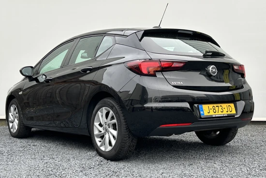 Opel Astra Astra 1.2 110pk | Navigatie | All season banden | AGR bestuurdersstoel | Parkeersensoren voor + achter | Climate control |