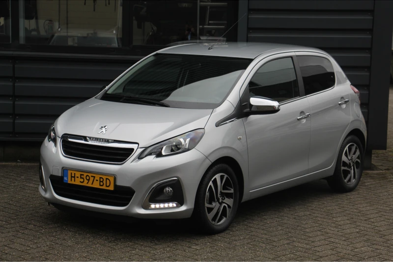 Peugeot 108 108 5-deurs Allure 1.0 e-VTi 72pk | Cruise control | Camera | Lichtmetalen velgen |