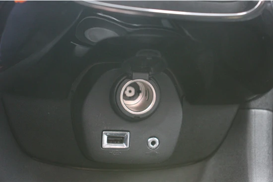 Peugeot 108 108 5-deurs Allure 1.0 e-VTi 72pk | Cruise control | Camera | Lichtmetalen velgen |