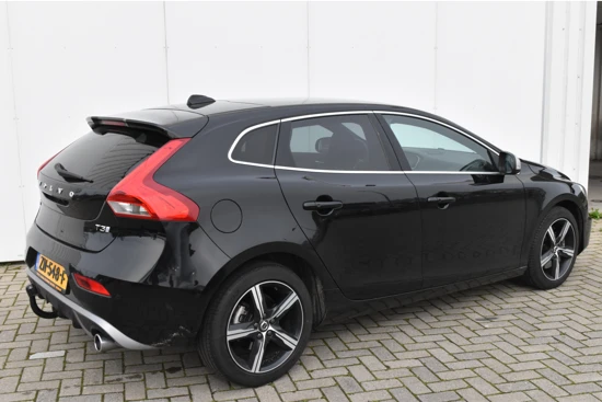 Volvo V40 T3 R-Design #LageKM! #VolvoSelekt #HarmanKardon #Panorama