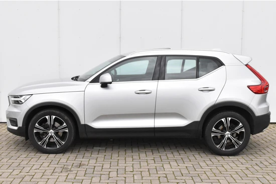 Volvo XC40 T4 AWD Inscription #2000KG-Trekgewicht #Panorama #Leer #Intellisafe