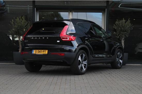 Volvo XC40 T4 Recharge Plus Dark | Harman Kardon | Adaptive Cruise | Elec. stoelen | 19 Inch i.c.m All-Seasonbanden