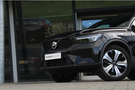 Volvo XC40 T4 Recharge Plus Dark | Harman Kardon | Adaptive Cruise | Elec. stoelen | 19 Inch i.c.m All-Seasonbanden