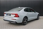 Volvo S60 B4 Plus Dark | inclusief 3 jaar gratis onderhoud en twee jaar garantie | 19" | Sportstoelen | Harman Kardon | Pilot Assist