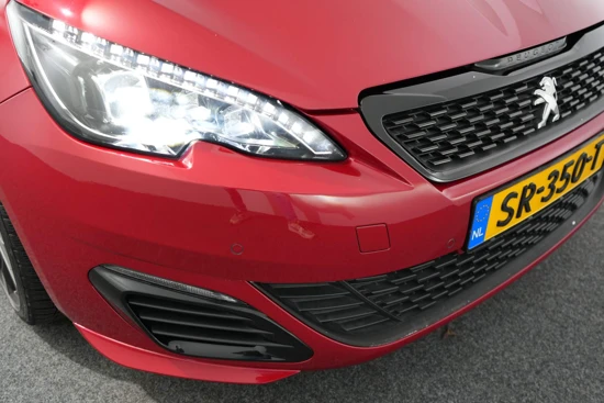 Peugeot 308 1.6 e-THP GTi 270