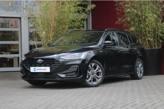 Ford Focus Wagon 1.0 EcoBoost Hybrid ST Line | Parkeersensoren V+A | Stuur- en stoelverwarming | Apple Carplay/Android Auto | Cruise Contro