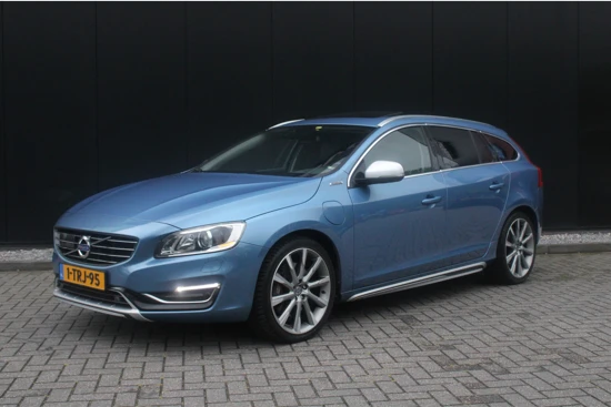 Volvo V60 D6 AWD Plug-In Hybrid Summum