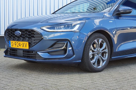 Ford Focus Wagon 1.0 EcoBoost ST Line | Winter Pack | Achteruitrijcamera | Cruise Control | Parkeersensoren