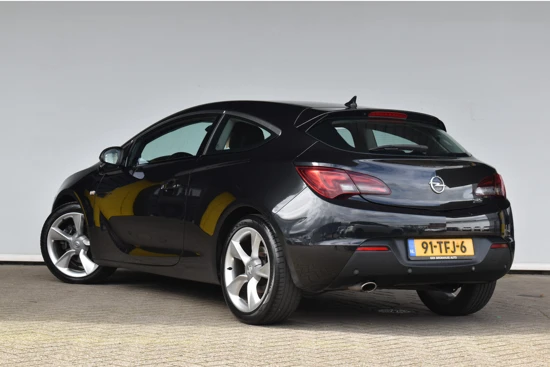 Opel Astra GTC 1.4 Turbo Sport