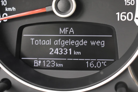 Volkswagen e-Up! 83pk Cruise control | Camera achter | Stoelverwarming | privacy glass | Led dagrijverlichting | Parkeersensoren achter | DAB rad