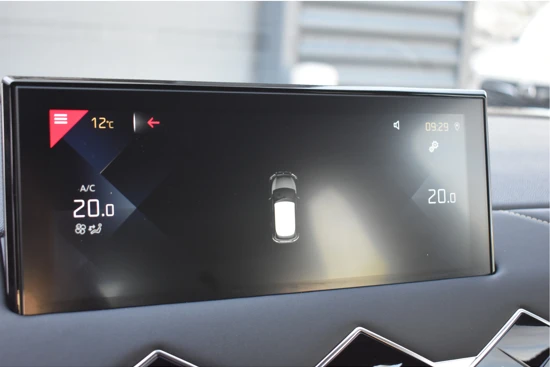 DS DS 3 Crossback 1.2 PureTech Montmartre | Navigatie 3D | AllSeason | Parkeersensoren | Keyless-Start | Apple Carplay | Android Auto |