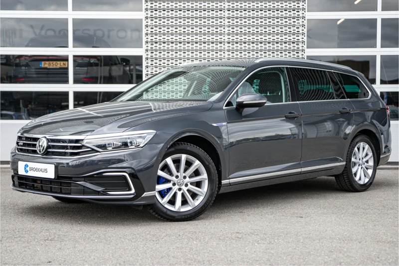 Volkswagen Passat Variant 1.4 TSI PHEV GTE Business | Panoramadak | Matrix |