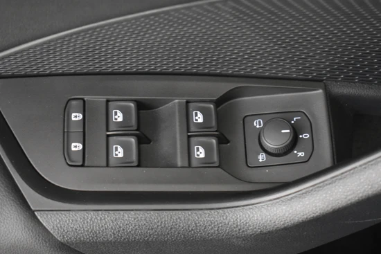 Škoda Octavia Combi 1.4 TSI iV PHEV Ambition | Cruise control | Navigatie via app | Led koplampen | DAB radio | Parkeersensoren v+a | App conn