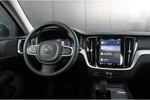 Volvo V60 B4 Core | Leder | Pilot Assist | BLIS | Stoel/Stuur verwarming | Trekhaak | Camera | PDC V+A