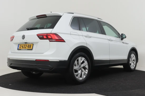 Volkswagen Tiguan 1.5 TSI 150PK Life DSG/AUTOMAAT | Adaptieve Cruise Control | Zwenkbare trekhaak | Achteruitrijcamera | App-Connect | Stoelen+stu