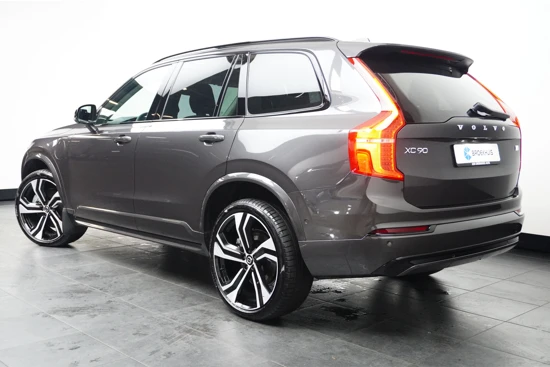 Volvo XC90 T8 455PK Ultimate Dark | Full Options! | Massage | Luchtvering | B&W Audio | Trekhaak | Gelam Glas