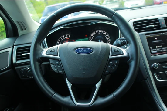 Ford Mondeo Wagon 1.5 TITANIUM | NAVI | CLIMA | CRUISE | AUTO. INPARKEREN | PARK SENS V+A | LED | KEYLESS | LM. VELGEN | PRACHTIGE STAAT!