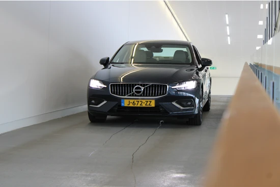 Volvo S60 B3 163PK Inscription | 4-Zone Climate | Camera | BLIS | Pilot Assist | Leder | Memory