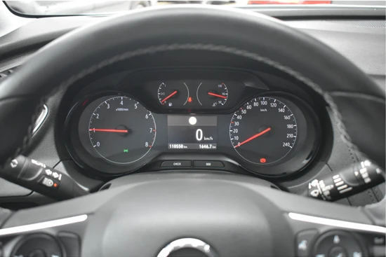 Opel Grandland X 1.2 Turbo Online Edition+ 130pk | Trekhaak | Navigatie | AGR-Comfortstoelen | Climate Control | Parelmoer Wit | Parkeersensoren