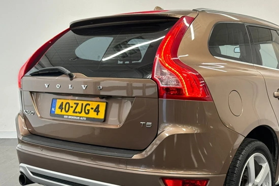 Volvo XC60 T5 R-Design | Navigatie | Stoelverwarming | Gelamineerde ruiten | Keyless | Bi-xenon | Leder | 20" wielen | Premium Sound |