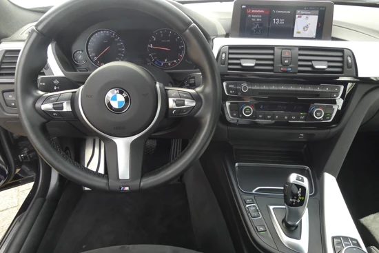 BMW 4 Serie Gran Coupé 418i Executive Edition Automaat | M-SPORT | 18'' LMV | SPORTONDERSTEL | NAVI |