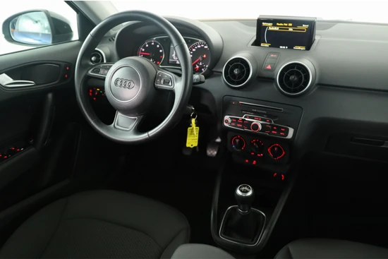 Audi A1 Sportback 1.0 TFSI Pro Line | Lichtmetalen Velgen | Airco | Cruise Control | Parkeersensoren