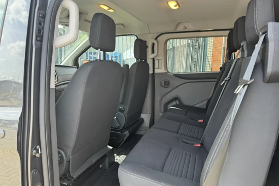 Ford Transit Custom 300 2.0 TDCI L2H1 Limited DC | Achterklep | Passagiersstoel | Camera | Navigatie | Carplay | Trekhaak |