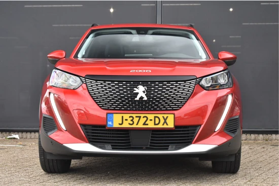 Peugeot 2008 1.2 PureTech Allure 130pk Automaat | Navigatie 3D | Achteruitrijcamera | Climate Control | Full-LED | Parkeersensoren | Half-Led