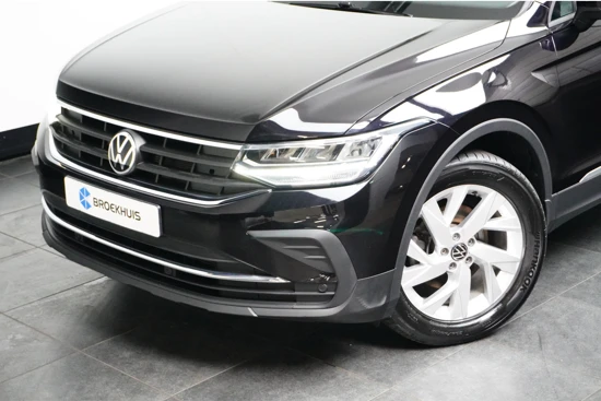 Volkswagen Tiguan 1.5 TSI 150PK DSG-7 Life + | TREKHAAK | CAMERA | AUTO A. KLEP | STANDKACHEL | NAVI BY APP