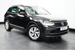 Volkswagen Tiguan 1.5 TSI 150PK DSG-7 Life + | TREKHAAK | CAMERA | AUTO A. KLEP | STANDKACHEL | NAVI BY APP