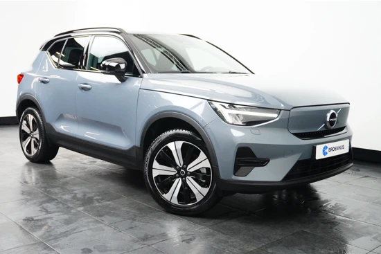 Volvo XC40 Recharge Core 70 kWh | 19'' | LED | Keyless | Camera | Stoel / stuurverwarming