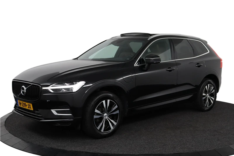 Volvo XC60 2.0 T8 Twin Engine AWD Momentum Pro