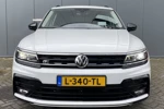 Volkswagen Tiguan 1.5 TSI 150pk DSG Automaat Highline Business R | Panorama Schuifdak | 360 Camera | Trekhaak | LED koplampen | Virtual cockpit |