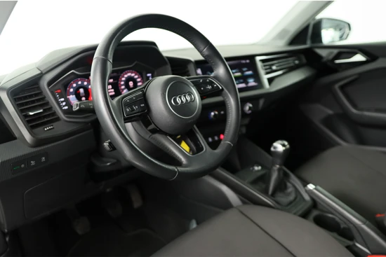 Audi A1 Sportback 30 TFSI S Line Pro Line | Virtual Cockpit | Parkeersensoren | LED | Dealer Onderhouden | 17inch Lichtmetalen velgen