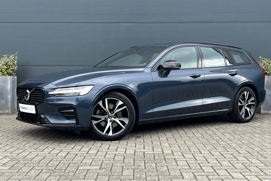 Volvo V60 2.0 B4 Plus Dark