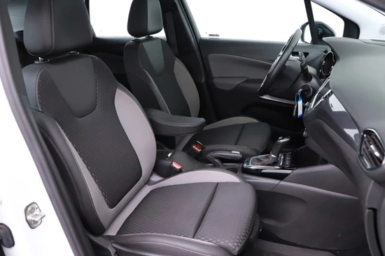 Opel Crossland X 1.2 Turbo Innovation 110pk Automaat | AGR-Comfortstoelen | Stuur/Stoelverwarming | Trekhaak | Navigatie | Head-Up Display | Acht