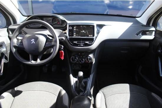 Peugeot 208 1.2 82PK Blue Lion | Cruise | Navi | Carplay | Airco | PDC