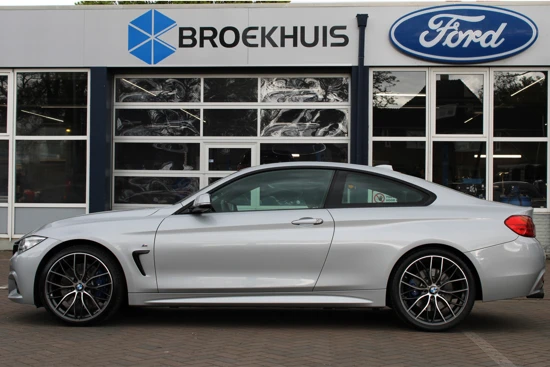 BMW 4 Serie Coupé 435i 306PK HIGH EXECUTIVE | NAVI PROF | HARMAN / KARDON | CAMERA | M PERFORMANCE | ORIGINEEL NL! |