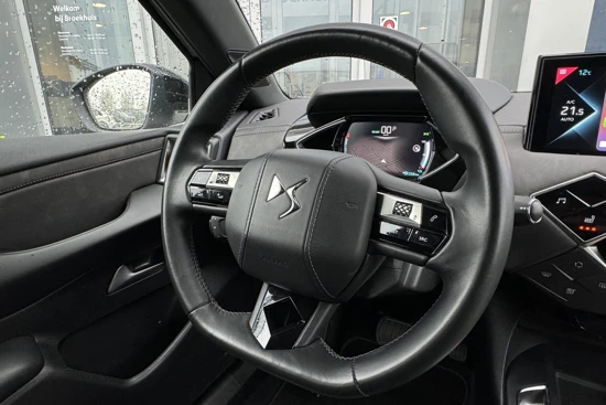 DS DS 3 Crossback E-Tense Grand Chic 50 kWh | Camera | PDC V/A | ACC | HUD | Stoelverwarming | Leder